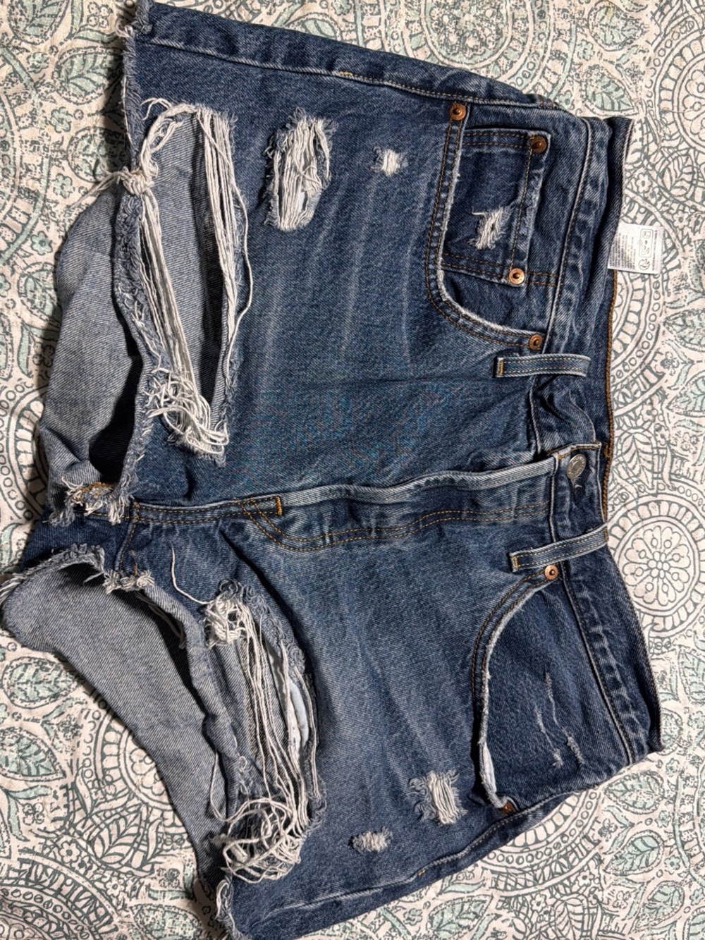Levi's Distressed High-Rise Denim Shorts - Dark Blue